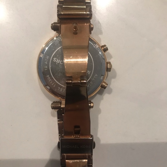 Michael kors watch - Picture 2 of 2